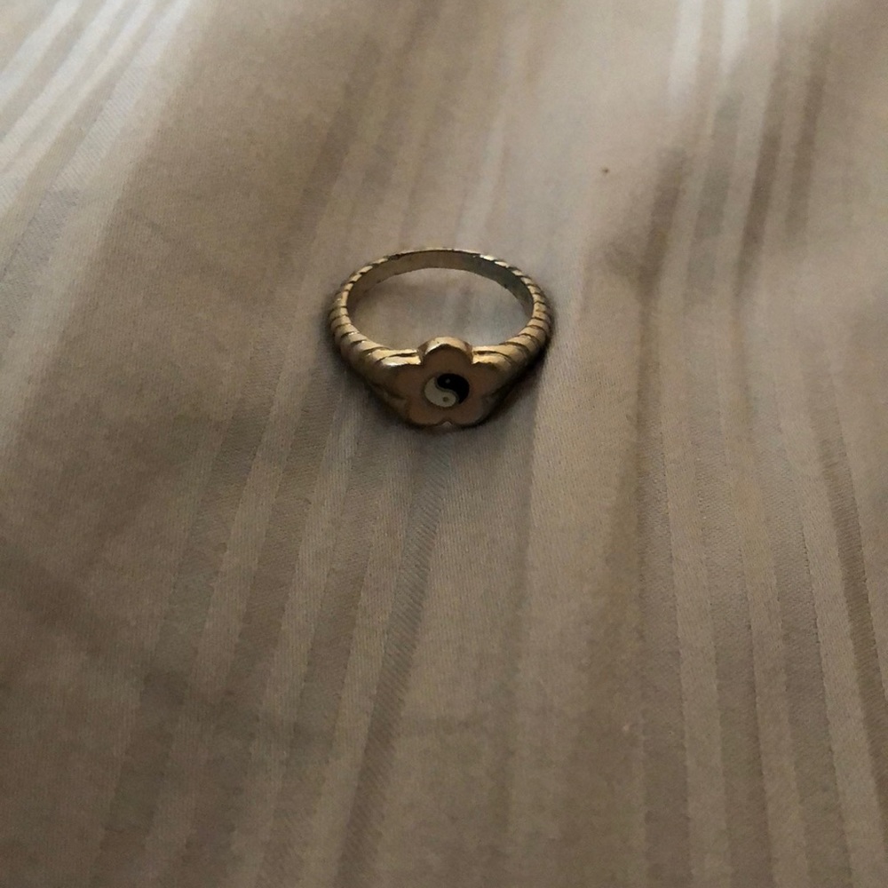 Free People Yin & Yang Flower Ring